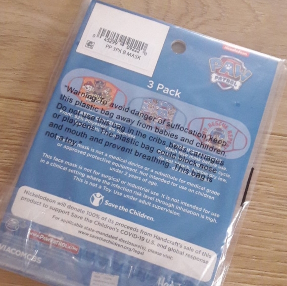 PAW Patrol 3 Face Masks and 4 Plush Clips - Picture 3 of 4